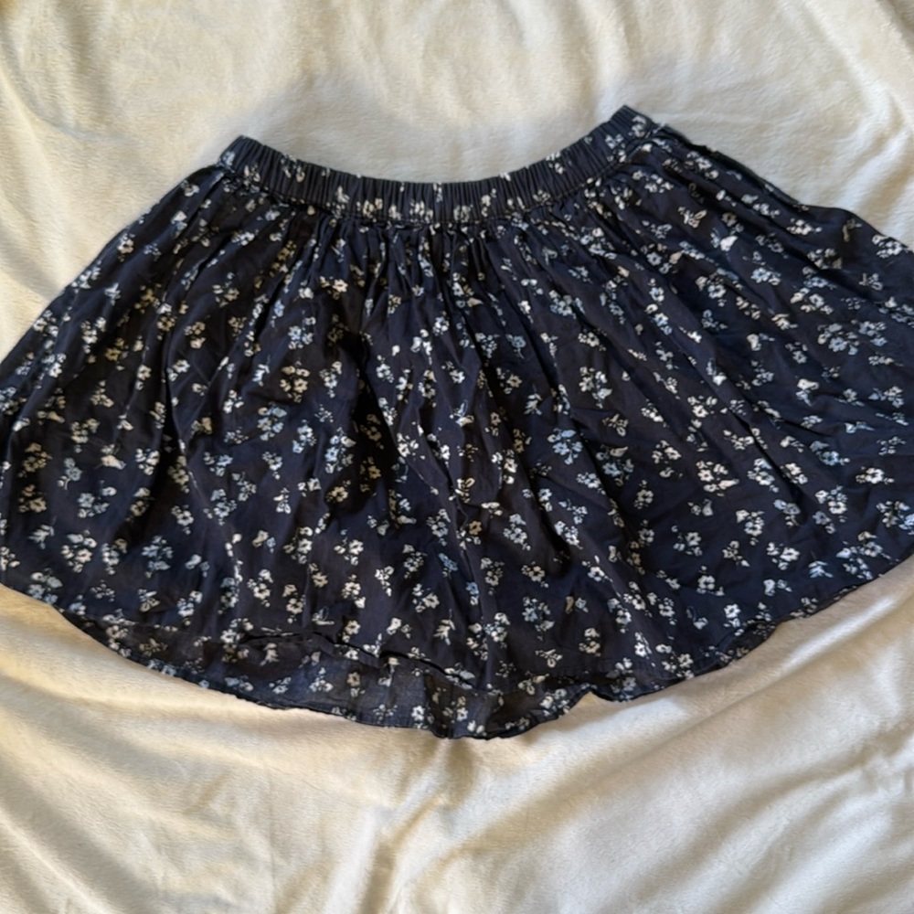 Gap girls L 10 blue floral skirt